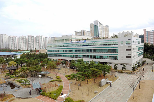 Gần chục trường trung học Hàn Quốc mời gọi học sinh Việt Nam